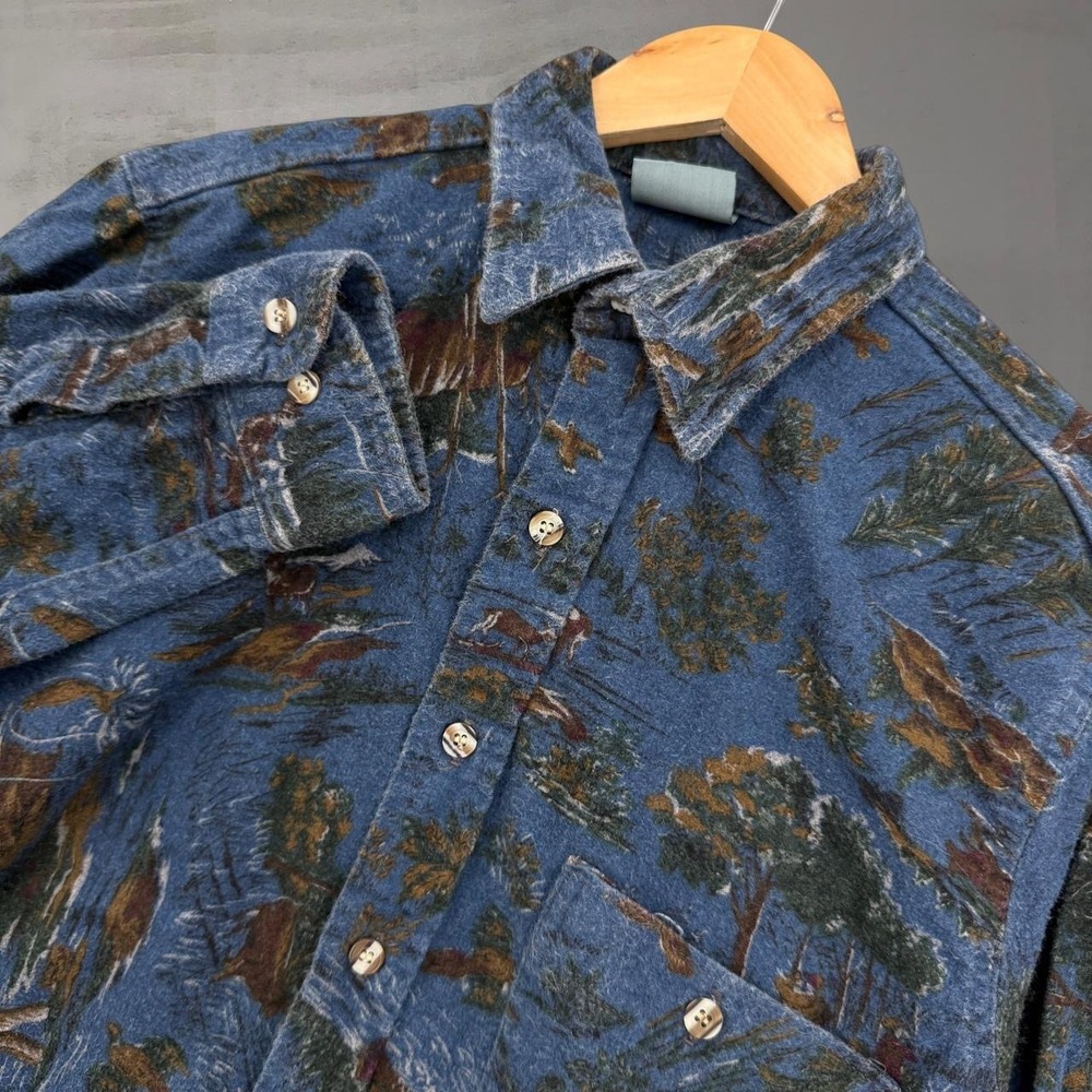 Vintage Ozark Wilderness Button Down Blue Wildlife Hunting Scene Shirt Large